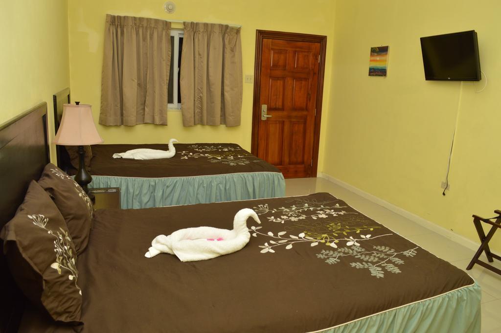 Donway, A Jamaican Style Village Montego Bay Bilik gambar